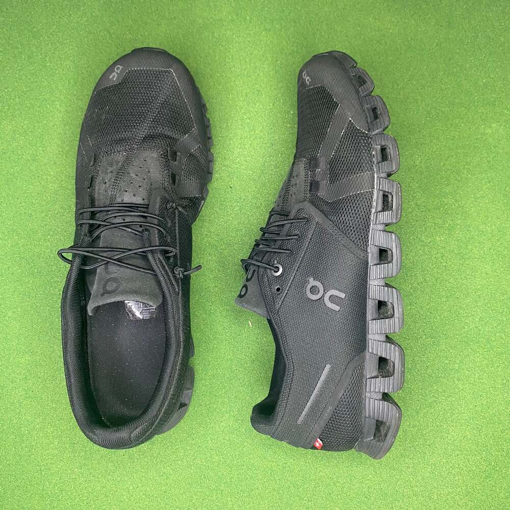 On Running Cloud 5 Low-Top Sneakers All Black